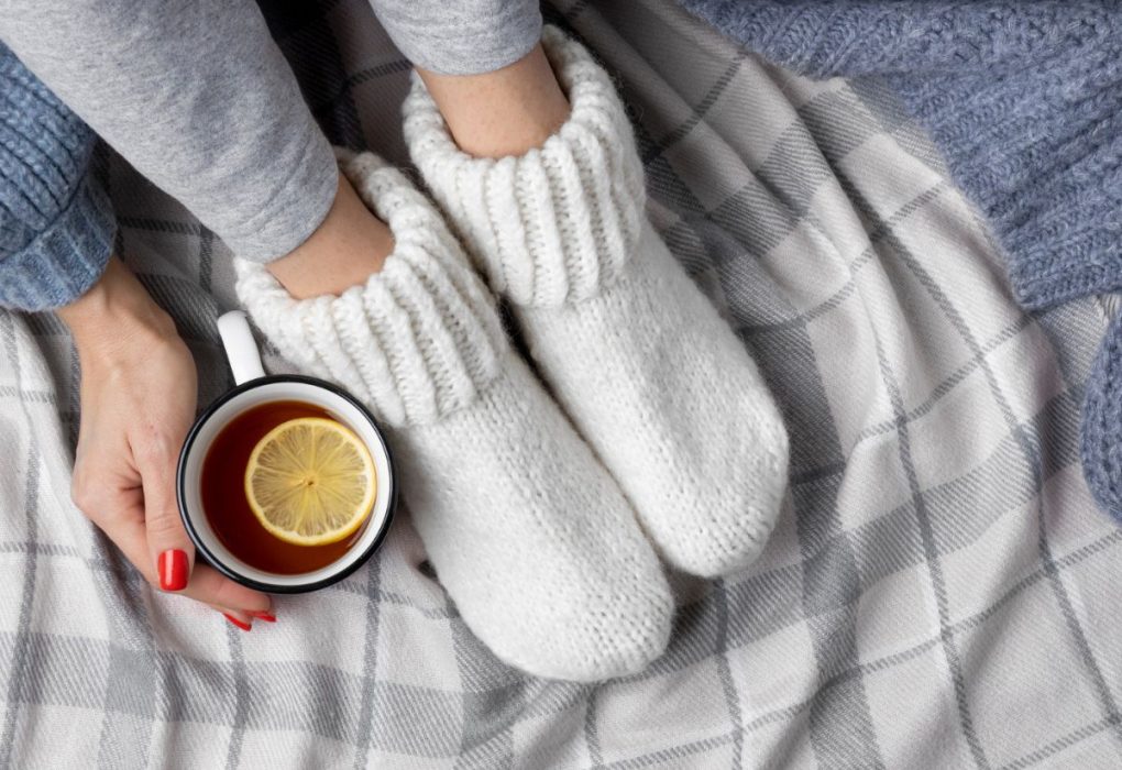 여성 수면양말, 따뜻한 겨울나기 위한 소재별 선택 가이드와 올바른 관리법